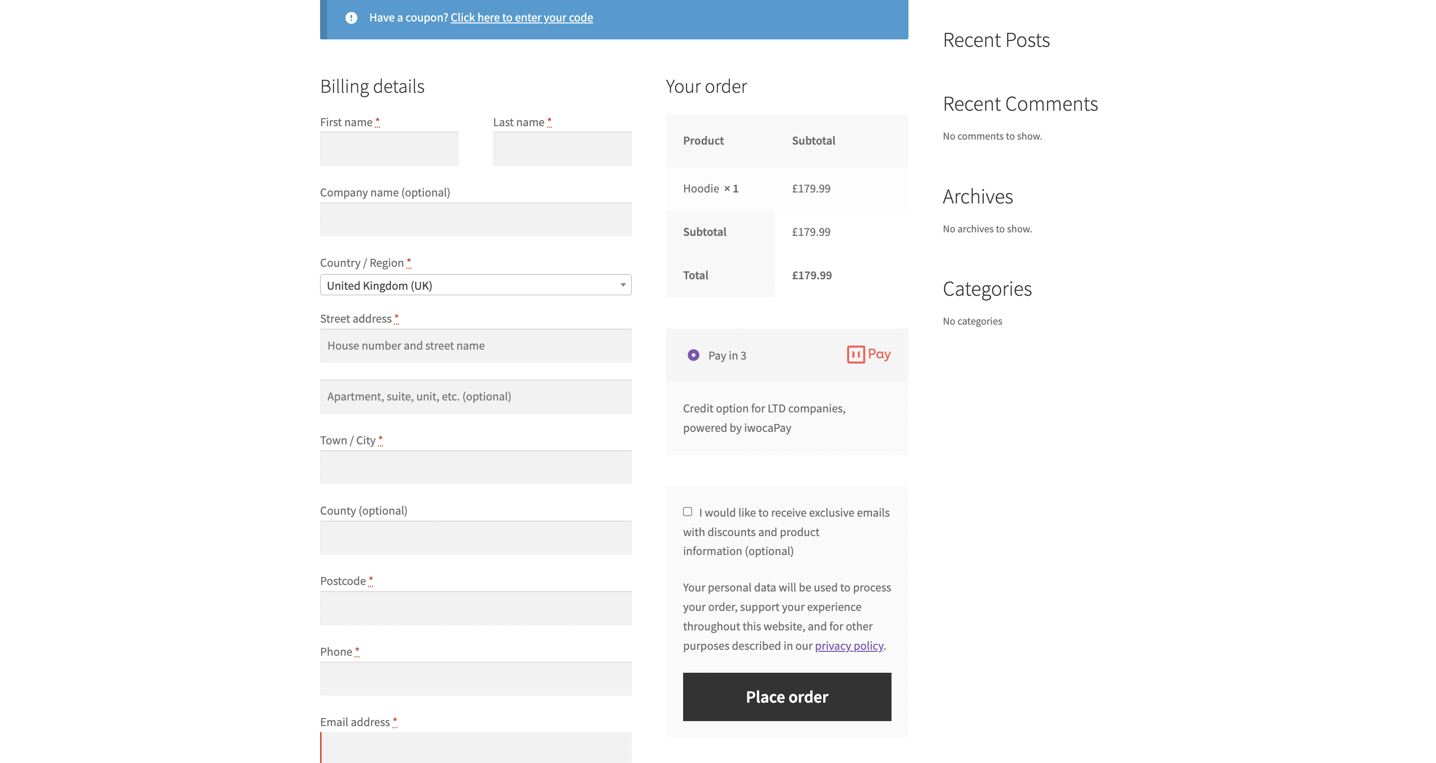 The iwocaPay payment gateway in an example checkout flow