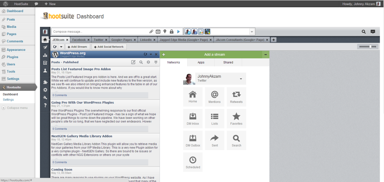 Screenshot shows the "WP HootSuite Dashboard" simply login.